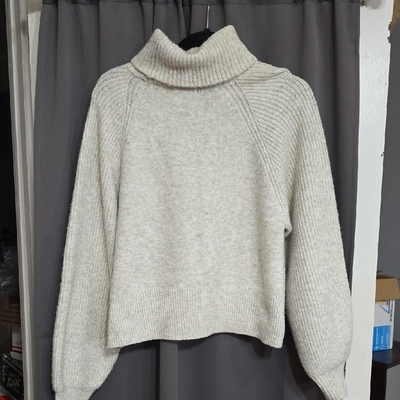 Topshop Women's Cream/Gray Knit Turtleneck/Cowl Sweater Cropped Size 12 GUC - Picture 6 of 12